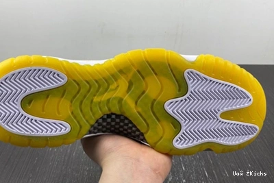 Low Air 678 “Yellow Snakeskin” 11 Jordan AH7860-107 EasyMatch 1001